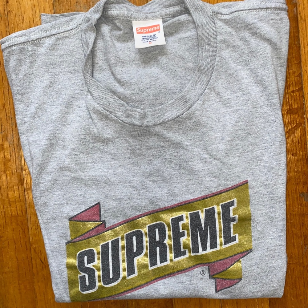 SUPREME T SHIRT SIZE M